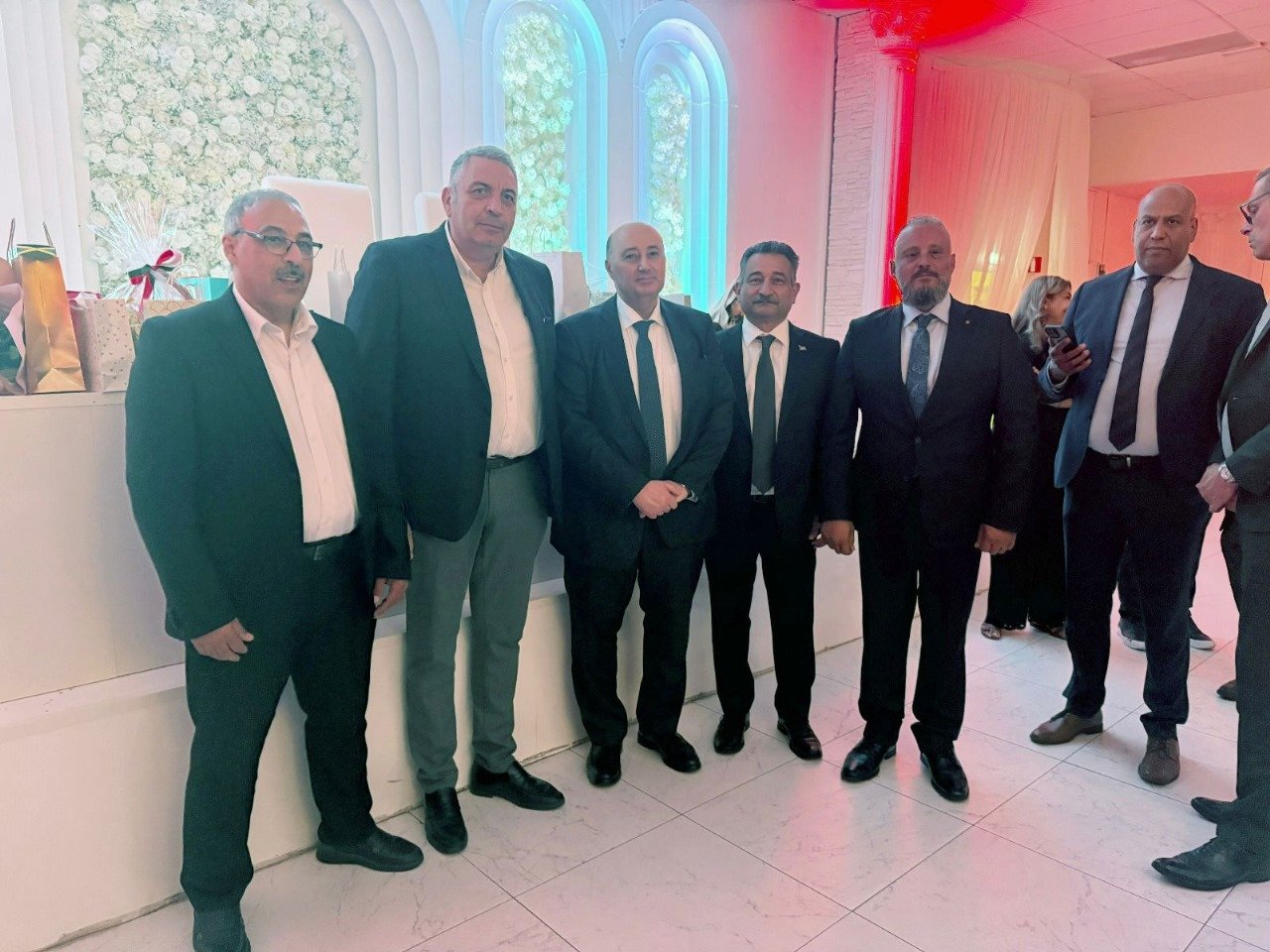حركة فتح والجالية بالسويد تؤكدان على وقف العدوان وابراز المجاعة خلال وداع السفير اللبناني